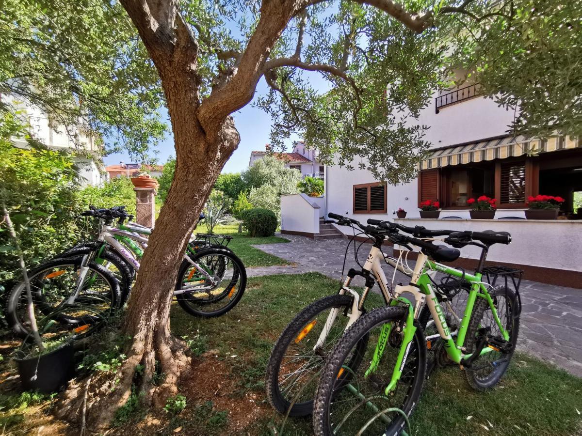 Apartments Medusa Rovinj Bagian luar foto