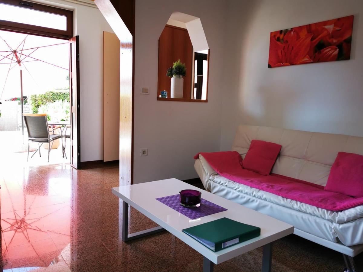 Apartments Medusa Rovinj Bagian luar foto