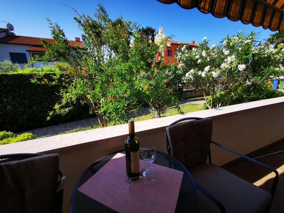 Apartments Medusa Rovinj Bagian luar foto