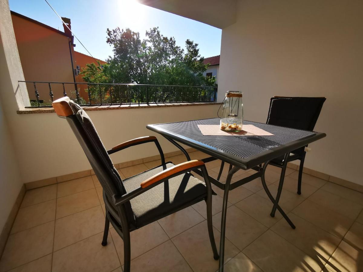 Apartments Medusa Rovinj Bagian luar foto