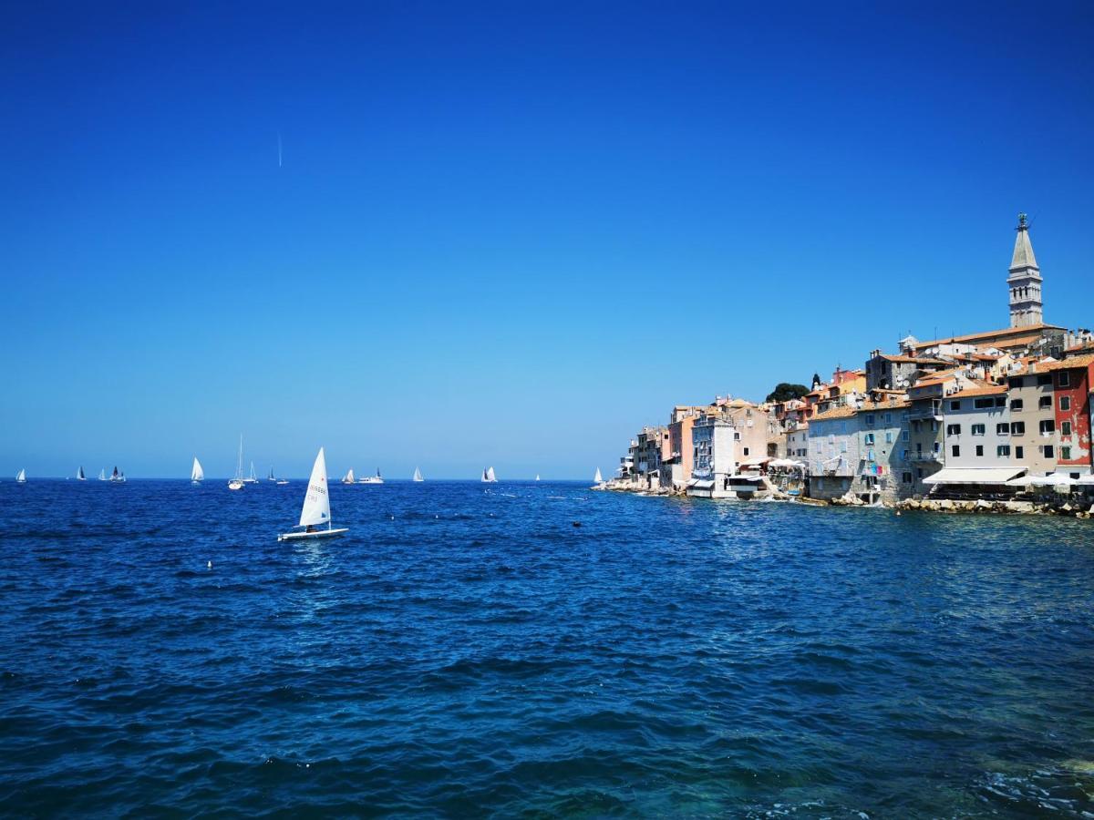 Apartments Medusa Rovinj Bagian luar foto