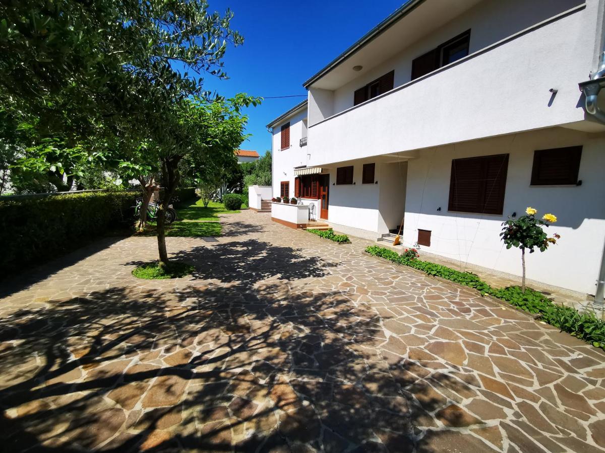 Apartments Medusa Rovinj Bagian luar foto